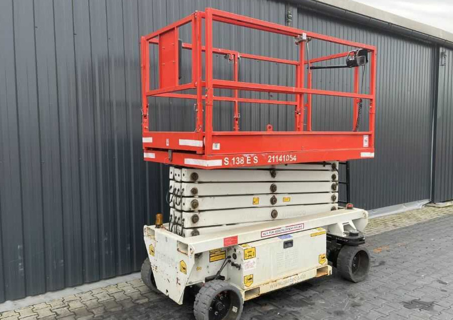Holland-Lift ECOSTAR HL-11812 - Máy nâng người hình kéo: hình 1 Holland-Lift ECOSTAR HL-11812 - Máy nâng người hình kéo: hình 1