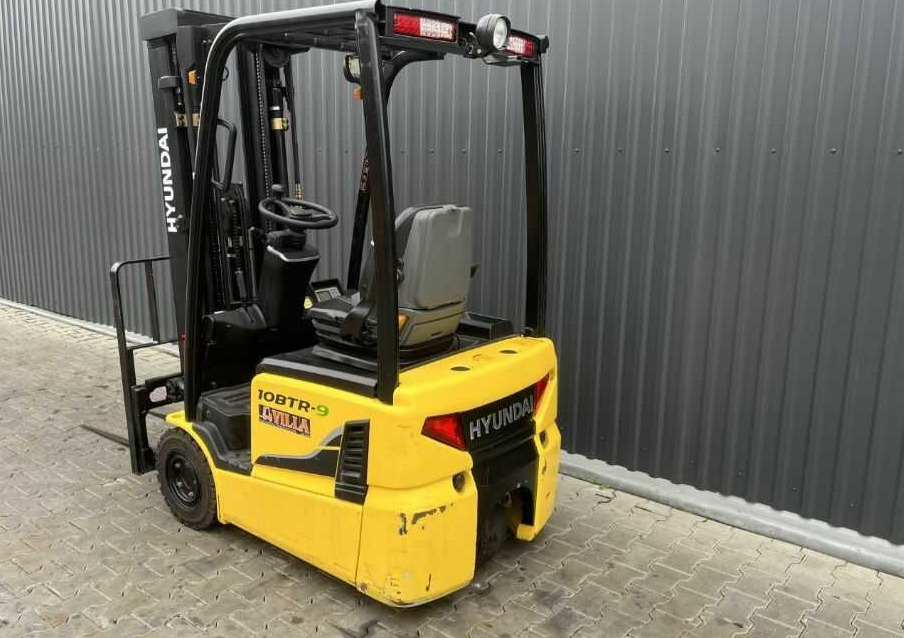 Hyundai 10BTR-9 - Xe nâng điện: hình 3 Hyundai 10BTR-9 - Xe nâng điện: hình 3