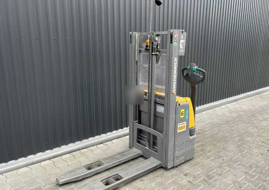 Jungheinrich EJC112 - Máy xếp chồng: hình 1 Jungheinrich EJC112 - Máy xếp chồng: hình 1