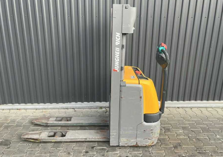 Jungheinrich EJC112 - Máy xếp chồng: hình 2 Jungheinrich EJC112 - Máy xếp chồng: hình 2