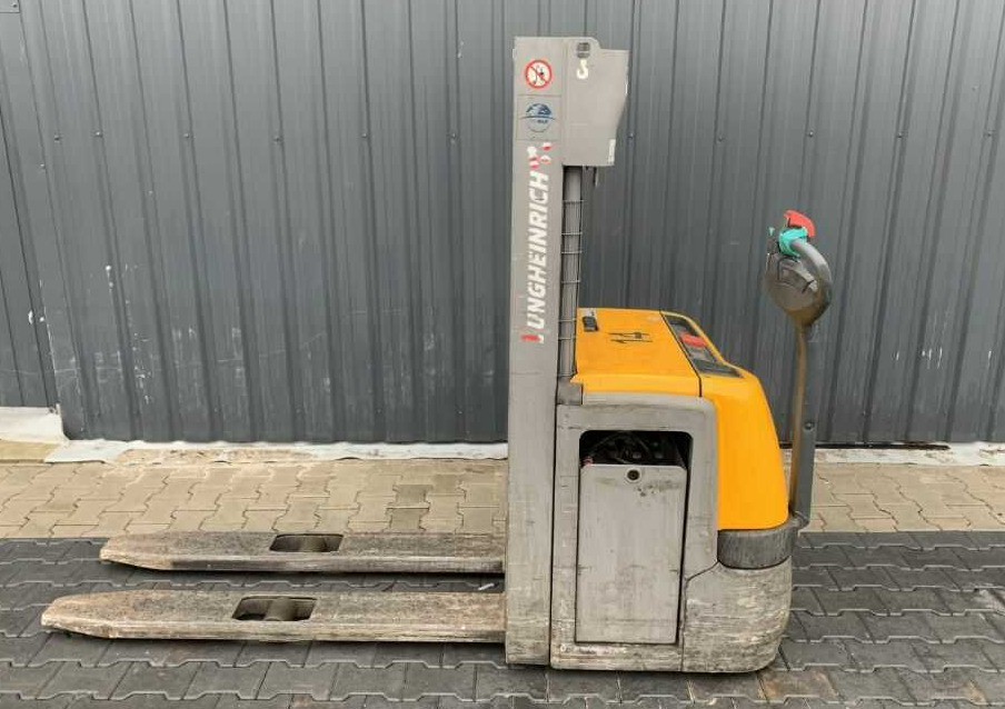 Jungheinrich EJC214 - Máy xếp chồng: hình 2 Jungheinrich EJC214 - Máy xếp chồng: hình 2