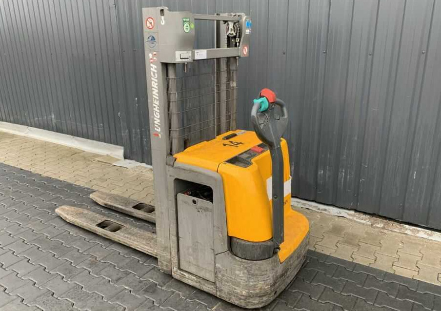 Jungheinrich EJC214 - Máy xếp chồng: hình 3 Jungheinrich EJC214 - Máy xếp chồng: hình 3
