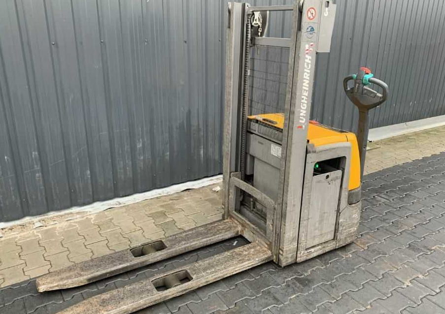 Jungheinrich EJC214 - Máy xếp chồng: hình 1 Jungheinrich EJC214 - Máy xếp chồng: hình 1