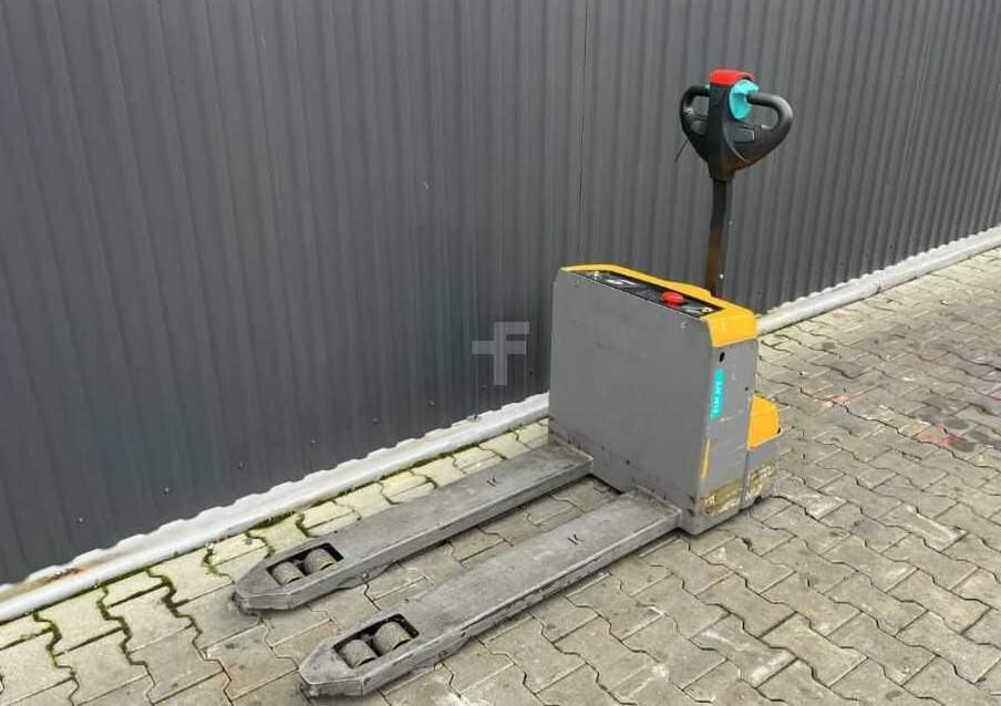 Jungheinrich EJEM13 - Xe tải nâng pallet: hình 1 Jungheinrich EJEM13 - Xe tải nâng pallet: hình 1