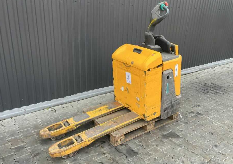 Jungheinrich ERE120 - Máy xếp chồng: hình 1 Jungheinrich ERE120 - Máy xếp chồng: hình 1