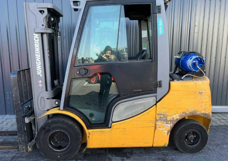 Jungheinrich TFG435s - Xe nâng gas: hình 2 Jungheinrich TFG435s - Xe nâng gas: hình 2