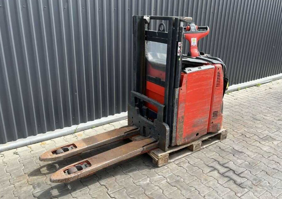 Linde D12AP - Máy xếp chồng: hình 1 Linde D12AP - Máy xếp chồng: hình 1
