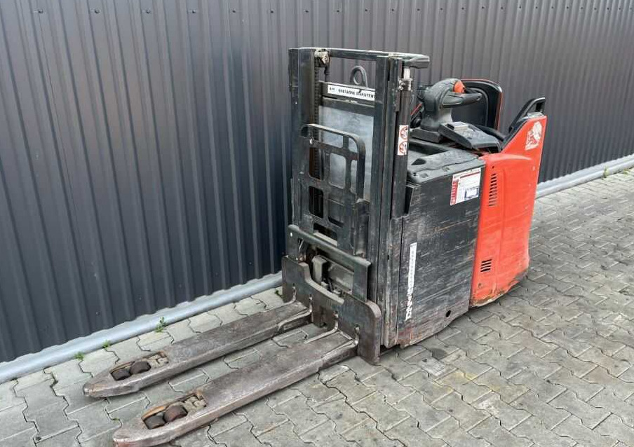 Linde D12SP - Máy xếp chồng: hình 1 Linde D12SP - Máy xếp chồng: hình 1