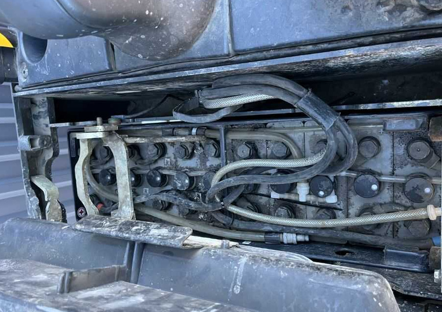 Linde D14SP - Máy xếp chồng: hình 5 Linde D14SP - Máy xếp chồng: hình 5