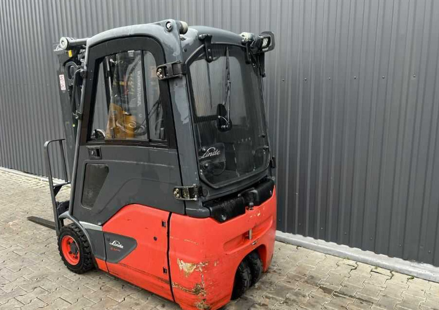 Linde E14-02 - Xe nâng điện: hình 3 Linde E14-02 - Xe nâng điện: hình 3