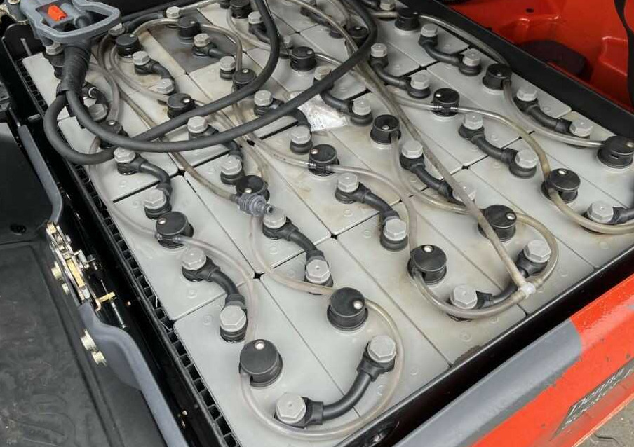 Xe nâng điện Linde E16-01: hình 7