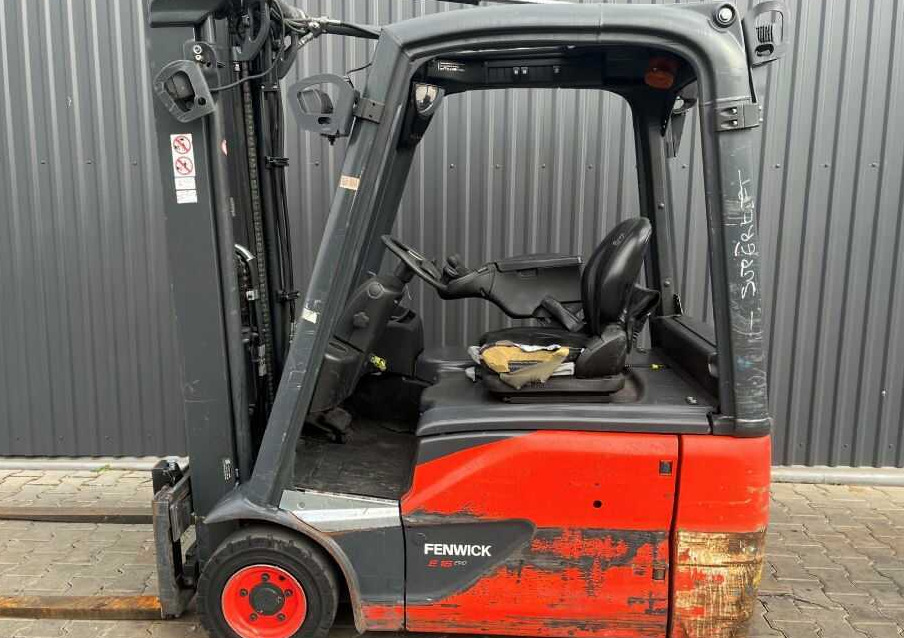 Linde E16-02 - Xe nâng điện: hình 2 Linde E16-02 - Xe nâng điện: hình 2