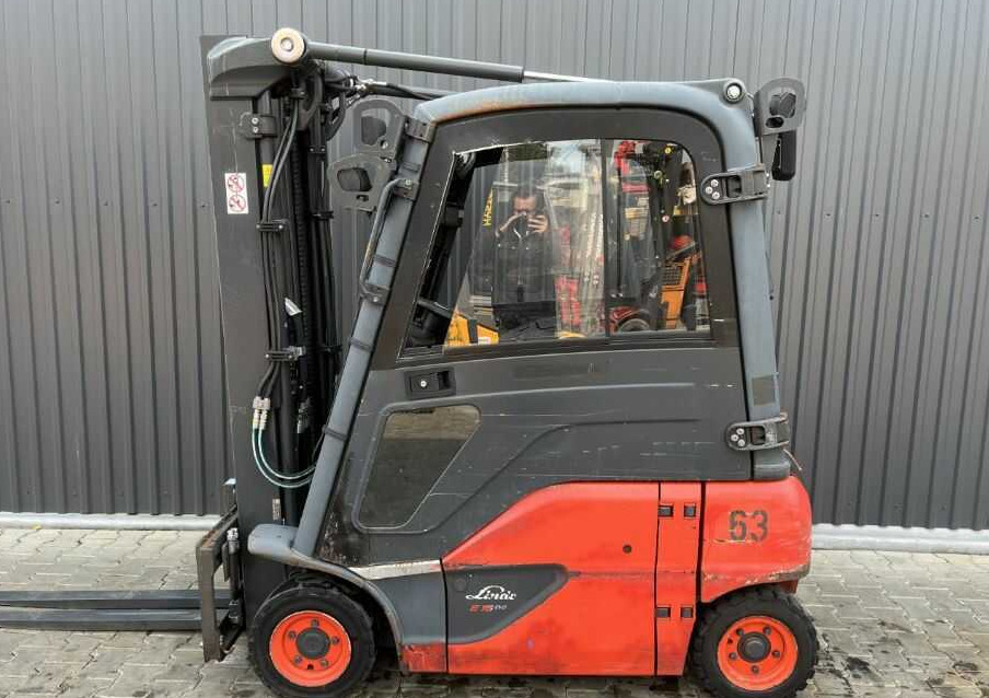 Linde E16P-02 - Xe nâng điện: hình 2 Linde E16P-02 - Xe nâng điện: hình 2