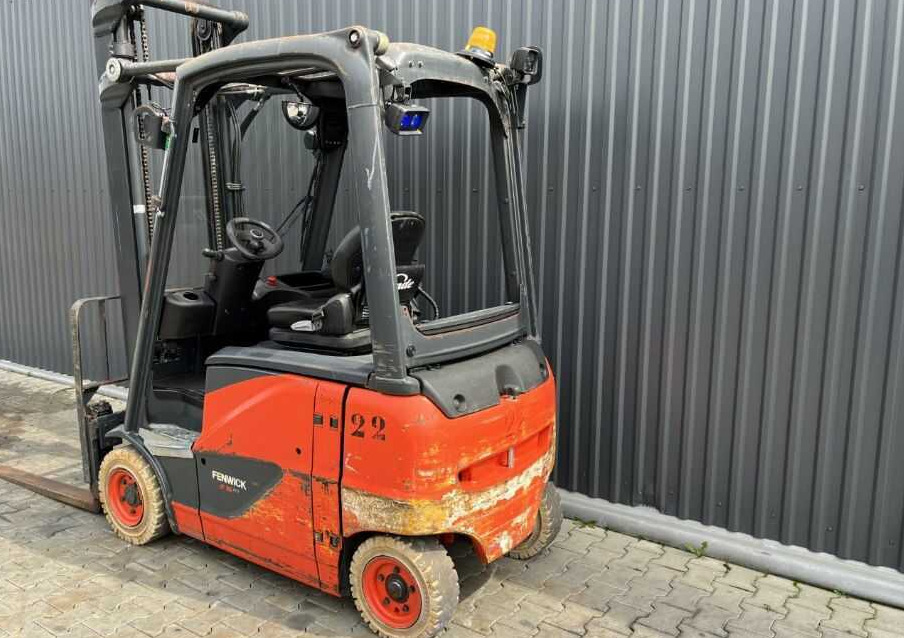 Linde E16PH-02 - Xe nâng điện: hình 3 Linde E16PH-02 - Xe nâng điện: hình 3