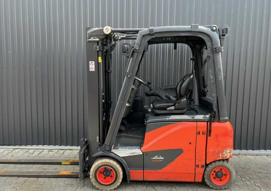 Linde E20PH-02 - Xe nâng điện: hình 2 Linde E20PH-02 - Xe nâng điện: hình 2