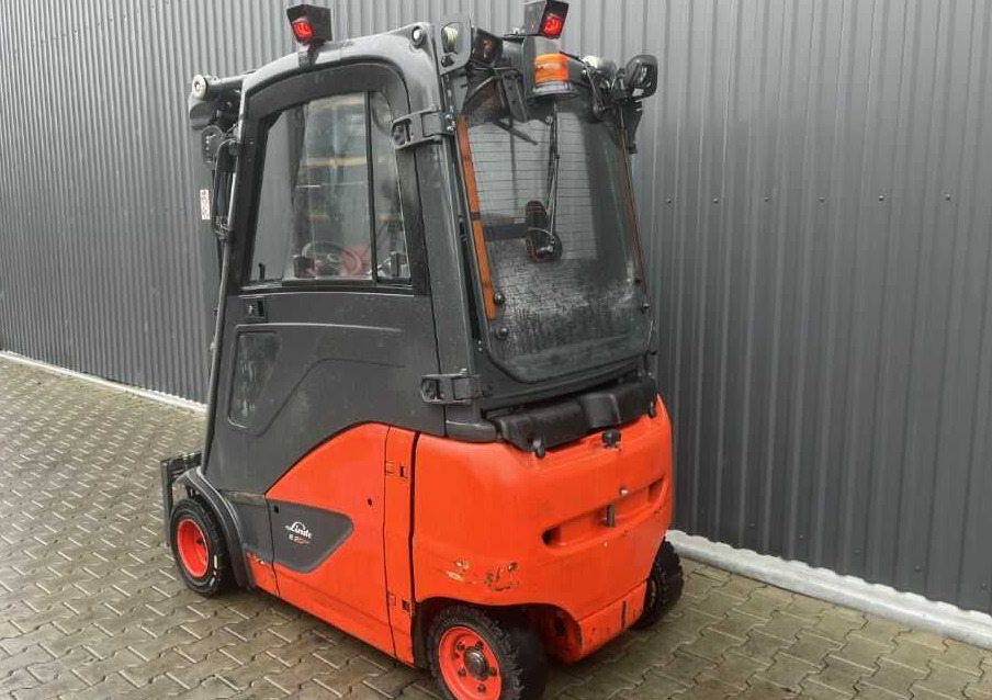 Linde E20PH-02 - Xe nâng điện: hình 3 Linde E20PH-02 - Xe nâng điện: hình 3