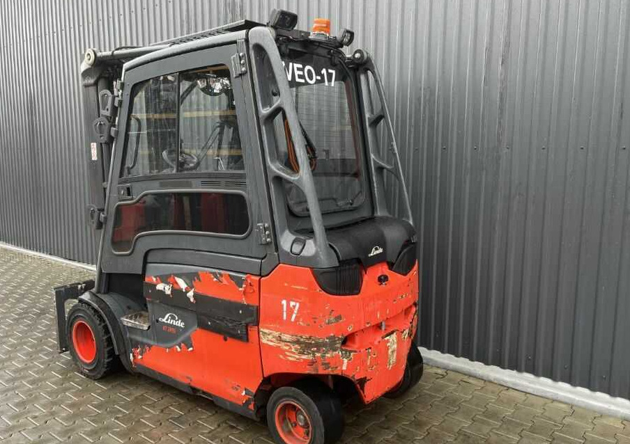 Linde E35HL-01 - Xe nâng điện: hình 3 Linde E35HL-01 - Xe nâng điện: hình 3