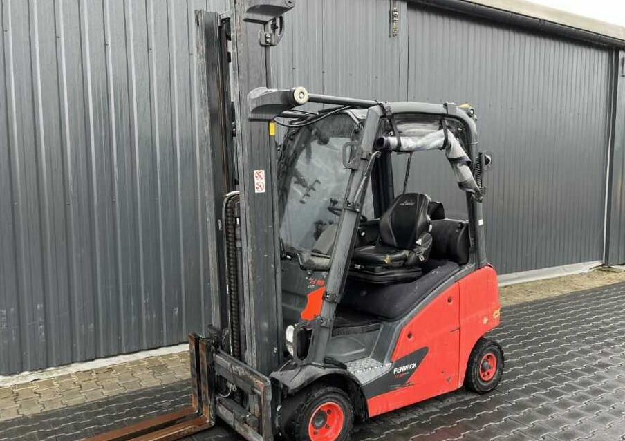 Linde H18T-01 - Xe nâng gas: hình 1 Linde H18T-01 - Xe nâng gas: hình 1