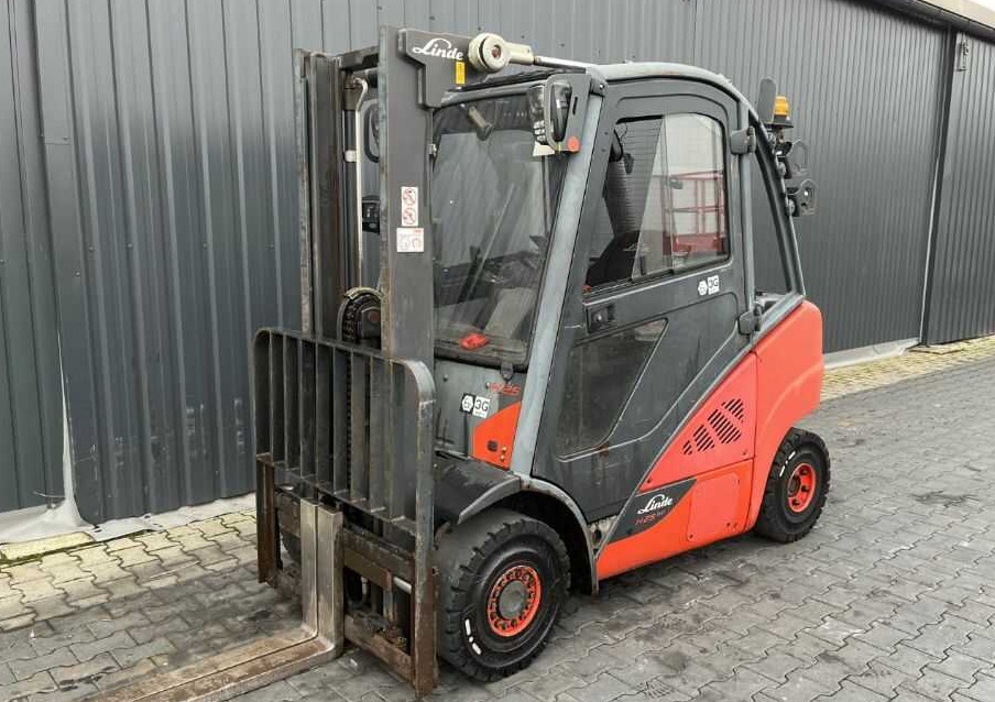 Linde H25D-02 - Xe nâng diesel: hình 1 Linde H25D-02 - Xe nâng diesel: hình 1