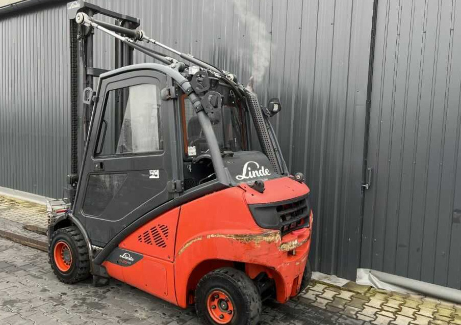 Linde H25T-02 - Xe nâng gas: hình 3 Linde H25T-02 - Xe nâng gas: hình 3