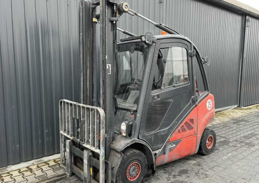 Linde H25T-02 - Xe nâng gas: hình 1 Linde H25T-02 - Xe nâng gas: hình 1