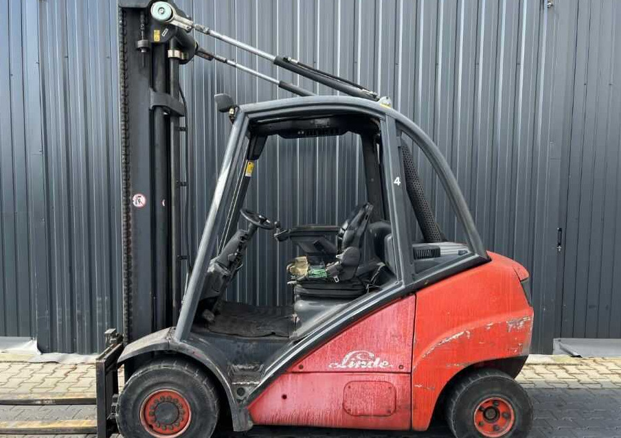 Linde H30D - Xe nâng diesel: hình 3 Linde H30D - Xe nâng diesel: hình 3