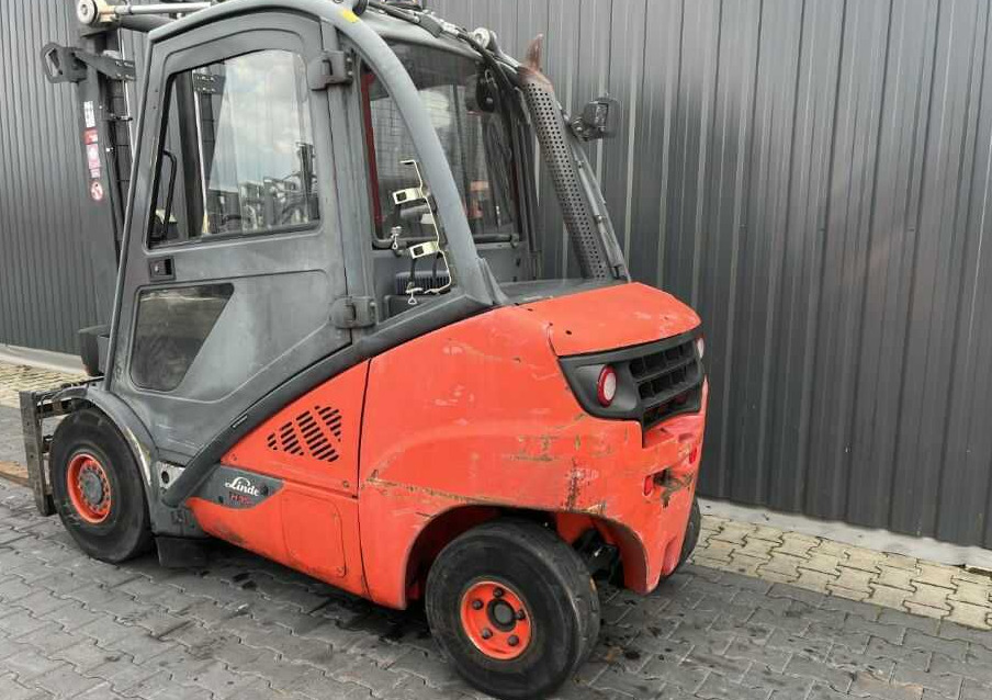 Linde H35D-01 - Xe nâng diesel: hình 3 Linde H35D-01 - Xe nâng diesel: hình 3