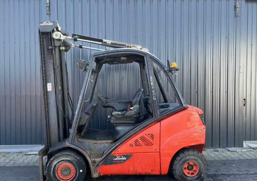 Linde H35D-02 - Xe nâng diesel: hình 2 Linde H35D-02 - Xe nâng diesel: hình 2