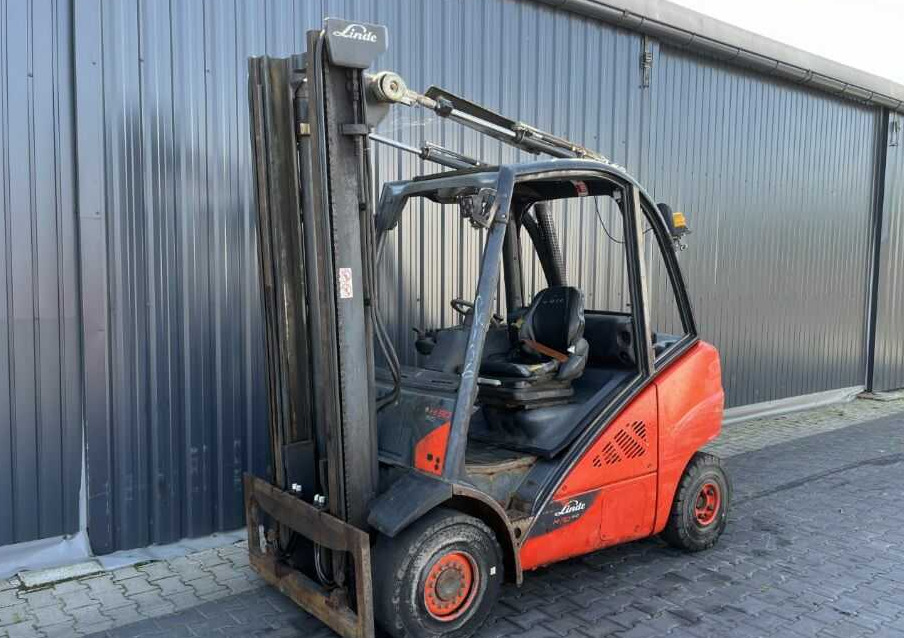 Linde H35D-02 - Xe nâng diesel: hình 1 Linde H35D-02 - Xe nâng diesel: hình 1