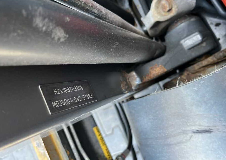 Linde H35D - Xe nâng diesel: hình 5 Linde H35D - Xe nâng diesel: hình 5