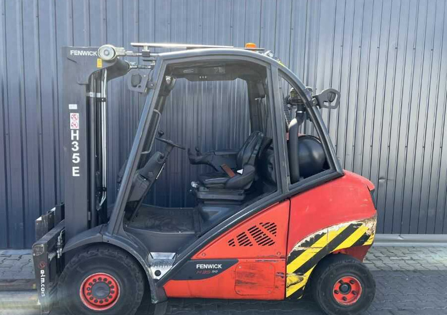 Linde H35T_02 - Xe nâng gas: hình 2 Linde H35T_02 - Xe nâng gas: hình 2
