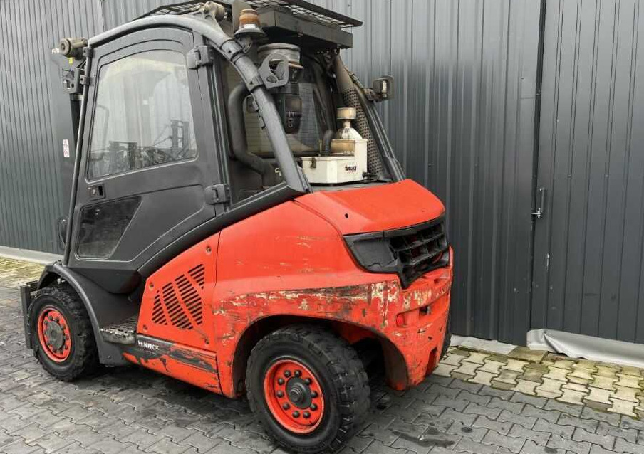 Linde H40D-02 - Xe nâng diesel: hình 3 Linde H40D-02 - Xe nâng diesel: hình 3