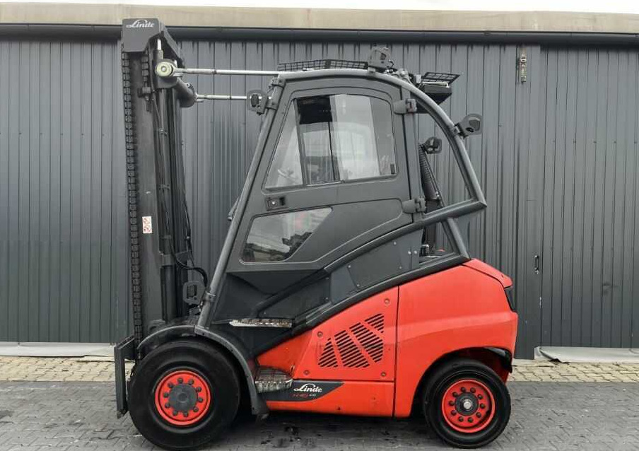 Linde H45D-02 - Xe nâng diesel: hình 2 Linde H45D-02 - Xe nâng diesel: hình 2