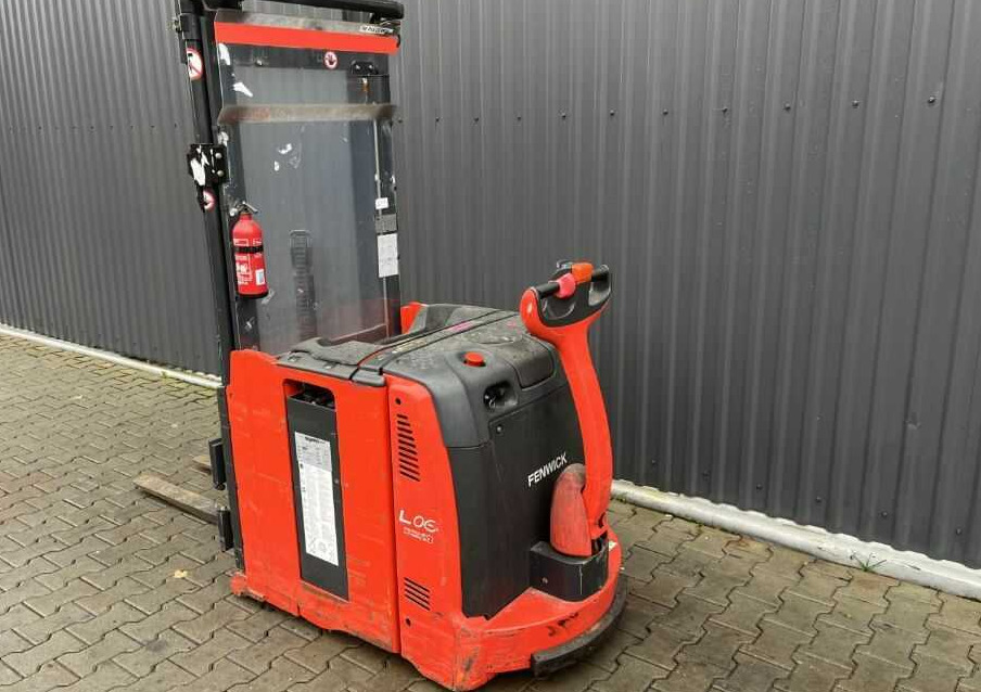 Linde L06AC - Máy xếp chồng: hình 3 Linde L06AC - Máy xếp chồng: hình 3