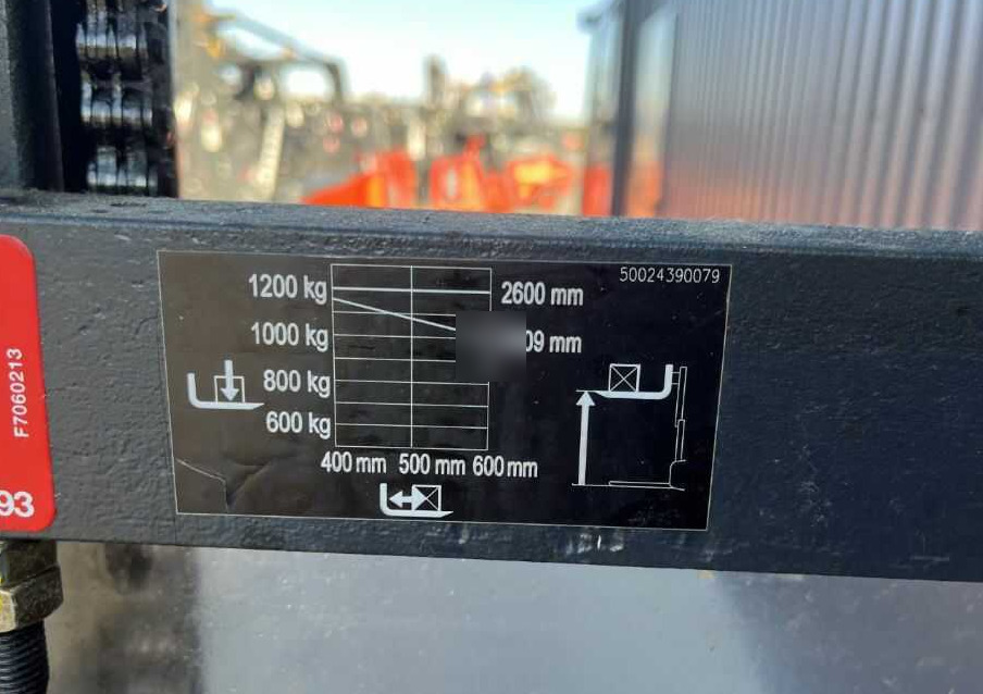 Linde L12 - Máy xếp chồng: hình 5 Linde L12 - Máy xếp chồng: hình 5