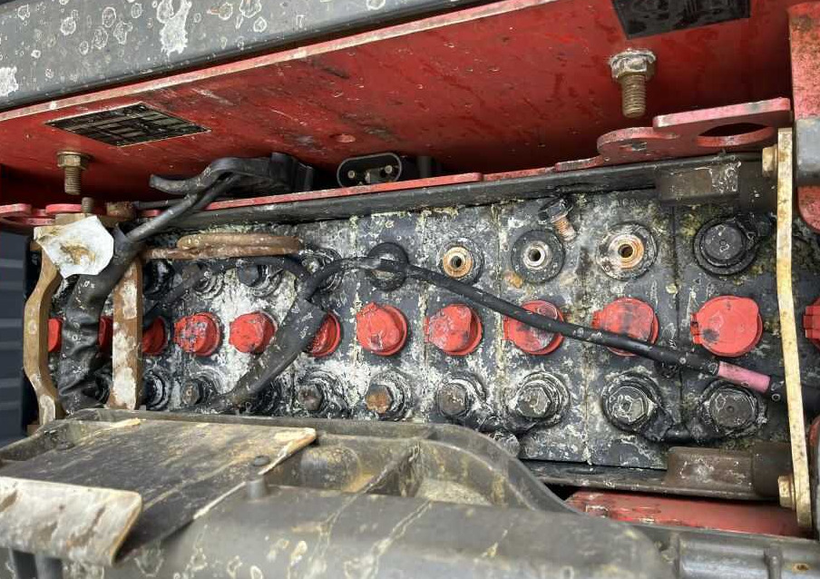 Linde L12AC - Máy xếp chồng: hình 5 Linde L12AC - Máy xếp chồng: hình 5