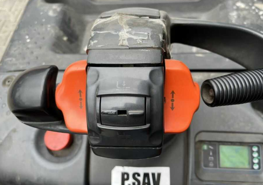 Máy xếp chồng Linde L12LSP: hình 9