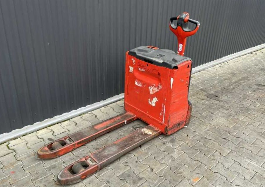 Linde T16 - Xe tải nâng pallet: hình 1 Linde T16 - Xe tải nâng pallet: hình 1