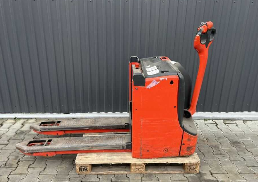 Linde T16L - Xe tải nâng pallet: hình 4 Linde T16L - Xe tải nâng pallet: hình 4
