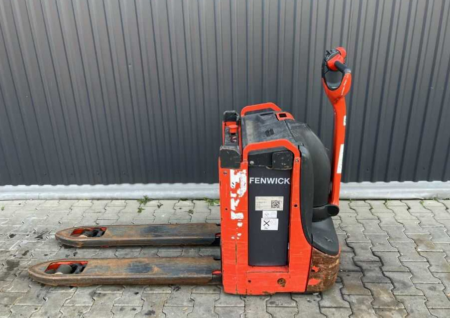 Linde T16L - Xe tải nâng pallet: hình 2 Linde T16L - Xe tải nâng pallet: hình 2