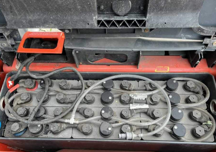 Linde T18 - Xe tải nâng pallet: hình 5 Linde T18 - Xe tải nâng pallet: hình 5
