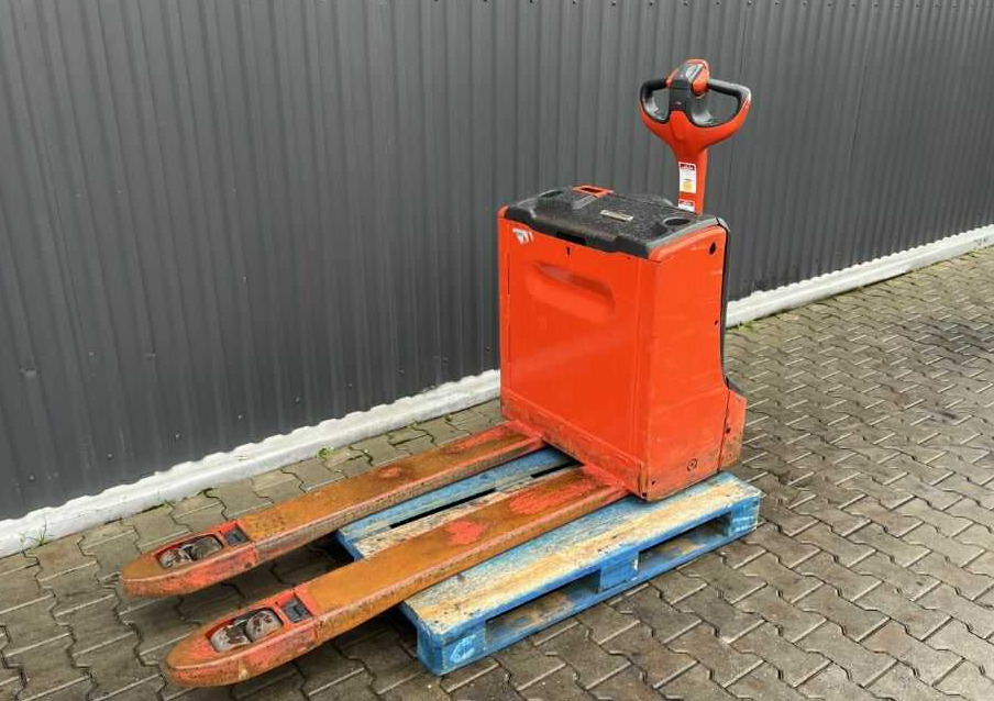 Linde T18 - Xe tải nâng pallet: hình 1 Linde T18 - Xe tải nâng pallet: hình 1