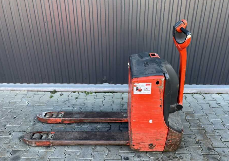 Linde T18 - Xe tải nâng pallet: hình 2 Linde T18 - Xe tải nâng pallet: hình 2