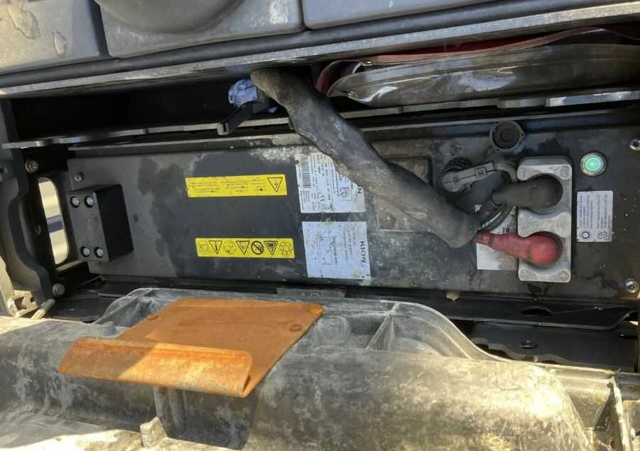 Linde T24SP - Xe tải nâng pallet: hình 5 Linde T24SP - Xe tải nâng pallet: hình 5