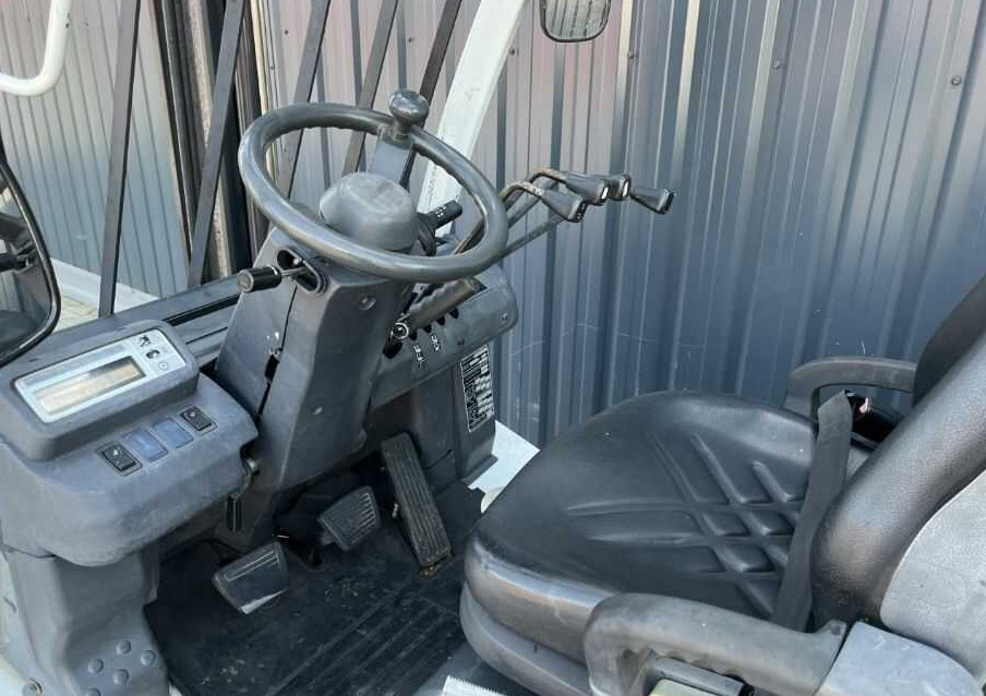 Xe nâng diesel Nissan Y1D2A25Q: hình 7