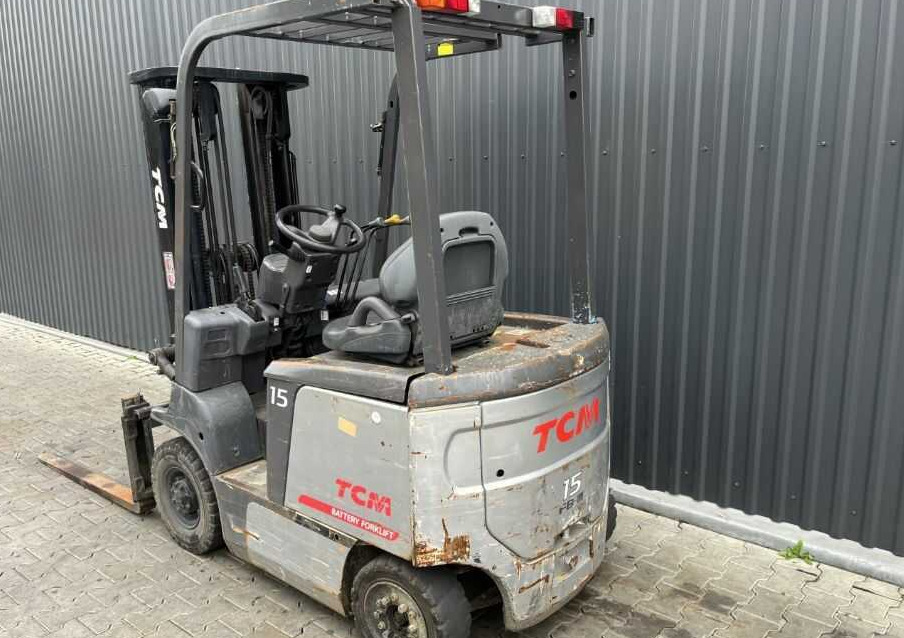 TCM FB15-7 - Xe nâng điện: hình 3 TCM FB15-7 - Xe nâng điện: hình 3
