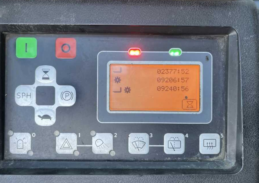 Toyota 8FBE16T - Xe nâng điện: hình 5 Toyota 8FBE16T - Xe nâng điện: hình 5