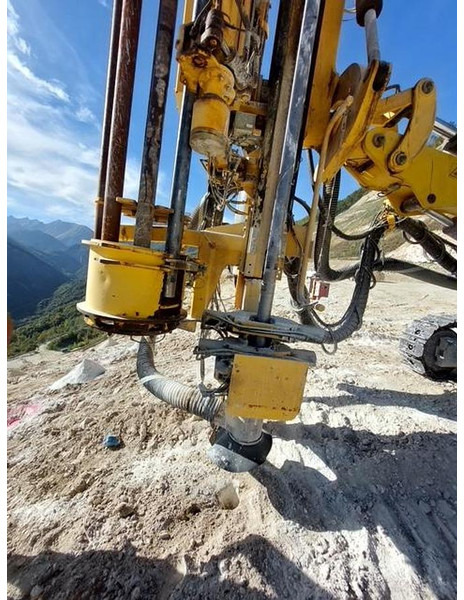 Atlas-Copco Roc F6 - Giàn khoan: hình 2 Atlas-Copco Roc F6 - Giàn khoan: hình 2