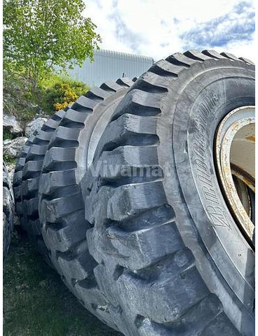 Lốp và vành Bridgestone 30.00R51: hình 8