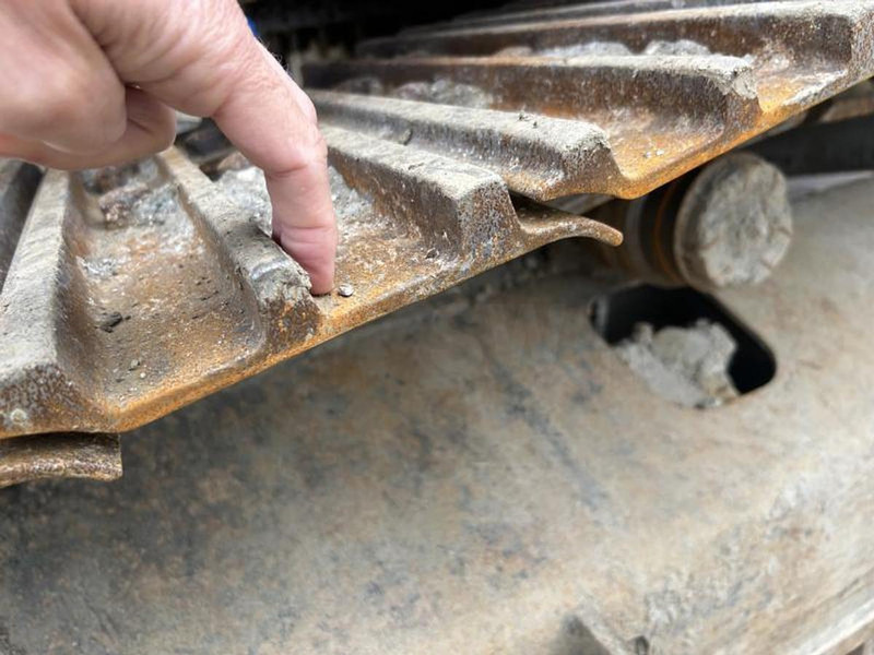 Caterpillar 320EL - Máy xúc bánh xích: hình 3 Caterpillar 320EL - Máy xúc bánh xích: hình 3